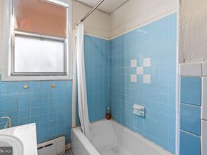 1501 S Hollywood Street, Philadelphia PA 19146