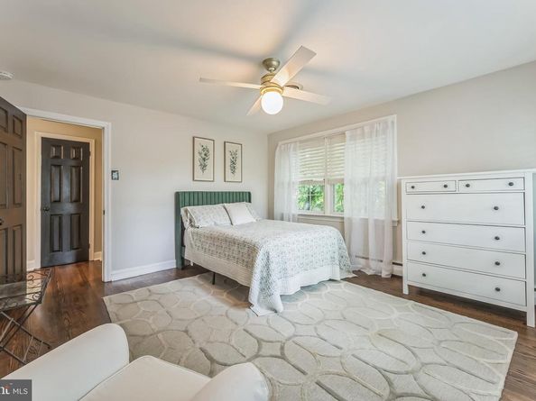 1350 King Road, Huntingdon Valley PA 19006