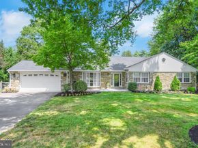 1350 King Road, Huntingdon Valley PA 19006