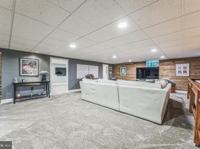 1350 King Road, Huntingdon Valley PA 19006
