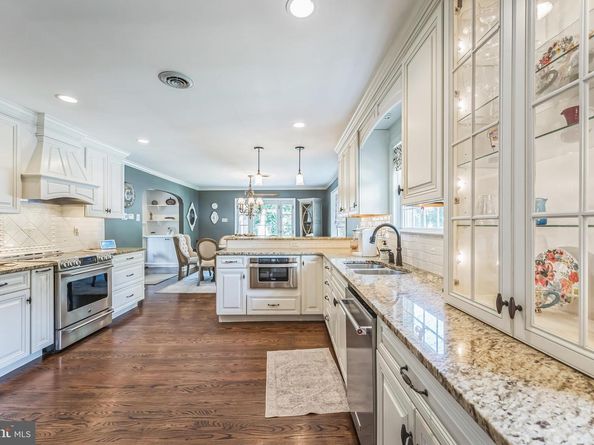 1350 King Road, Huntingdon Valley PA 19006