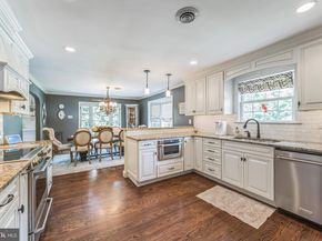 1350 King Road, Huntingdon Valley PA 19006