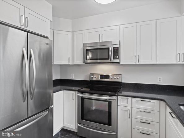 2641 S Walter Reed Drive B, Arlington VA 22206