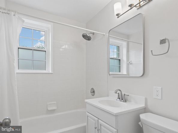 2641 S Walter Reed Drive B, Arlington VA 22206