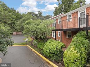 2641 S Walter Reed Drive B, Arlington VA 22206