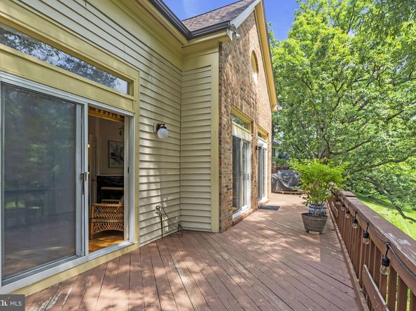 7504 Walnut Hill Lane, Falls Church VA 22042