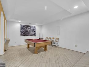 7504 Walnut Hill Lane, Falls Church VA 22042