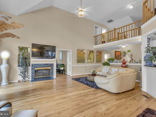 7504 Walnut Hill Lane, Falls Church VA 22042