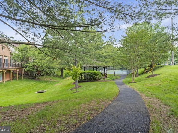 7504 Walnut Hill Lane, Falls Church VA 22042