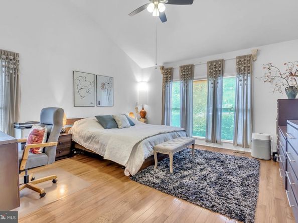 7504 Walnut Hill Lane, Falls Church VA 22042