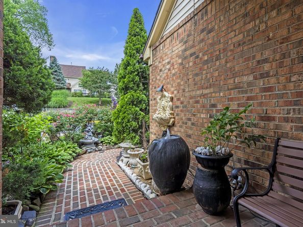 7504 Walnut Hill Lane, Falls Church VA 22042
