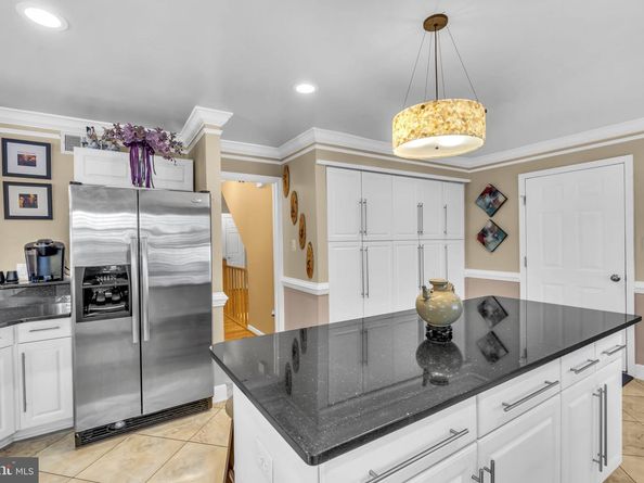 7504 Walnut Hill Lane, Falls Church VA 22042