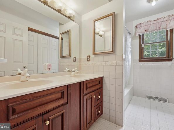 1536 Fulton Drive, Ambler PA 19002