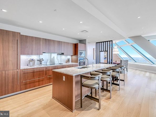 50 S 16TH Street 5401, Philadelphia PA 19102