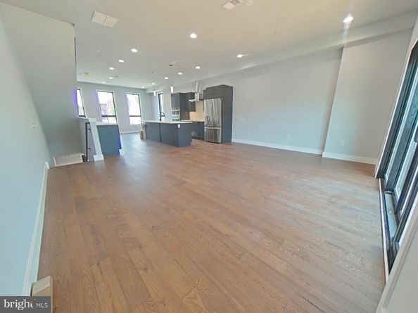 3143 W Montgomery Avenue, Philadelphia PA 19121