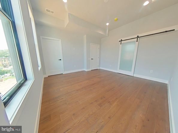 3143 W Montgomery Avenue, Philadelphia PA 19121
