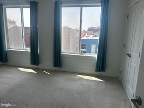 110 Naudain Street 4, Philadelphia PA 19147