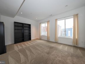 110 Naudain Street 4, Philadelphia PA 19147