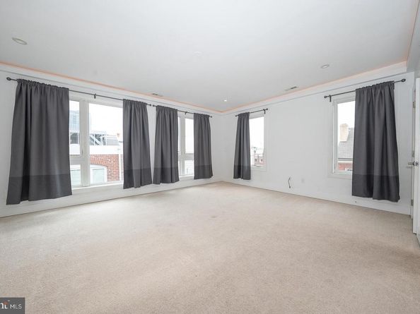 110 Naudain Street 4, Philadelphia PA 19147