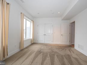 110 Naudain Street 4, Philadelphia PA 19147