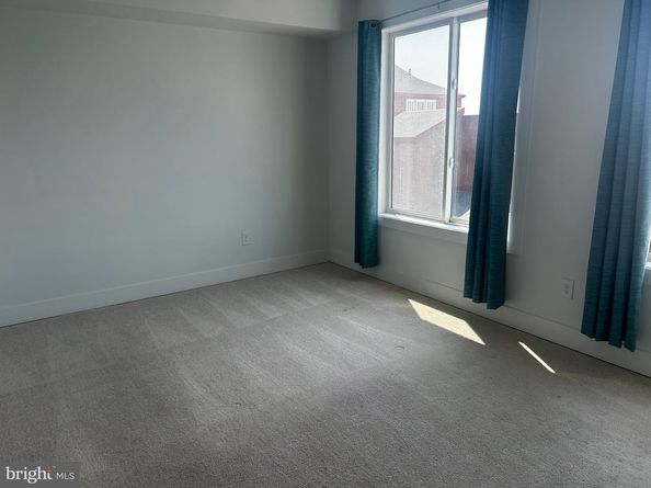 110 Naudain Street 4, Philadelphia PA 19147
