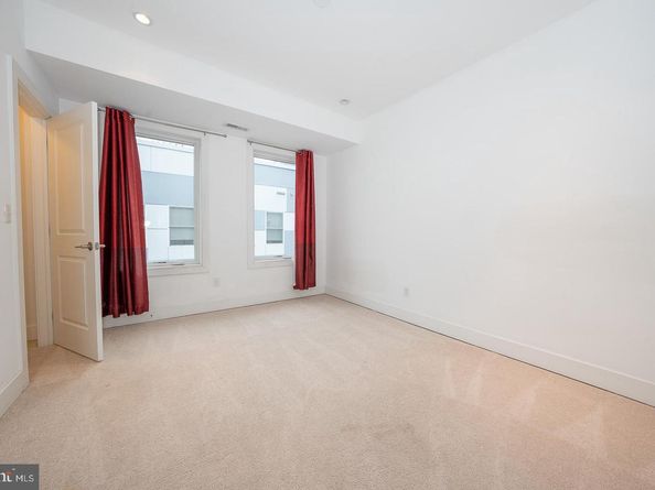 110 Naudain Street 4, Philadelphia PA 19147