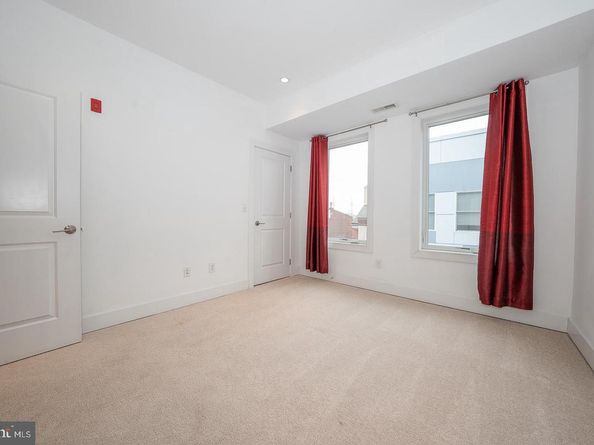 110 Naudain Street 4, Philadelphia PA 19147