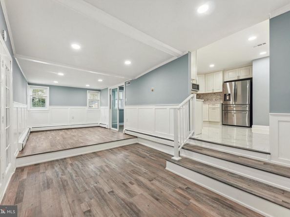 905 Henrietta Avenue, Huntingdon Valley PA 19006