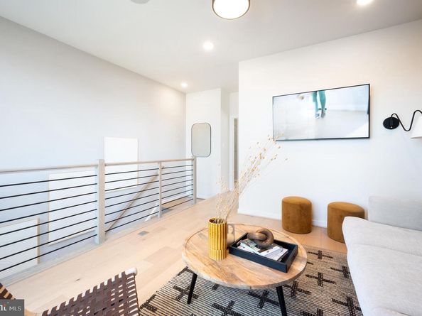 140 Shannon Mews, Alexandria VA 22304