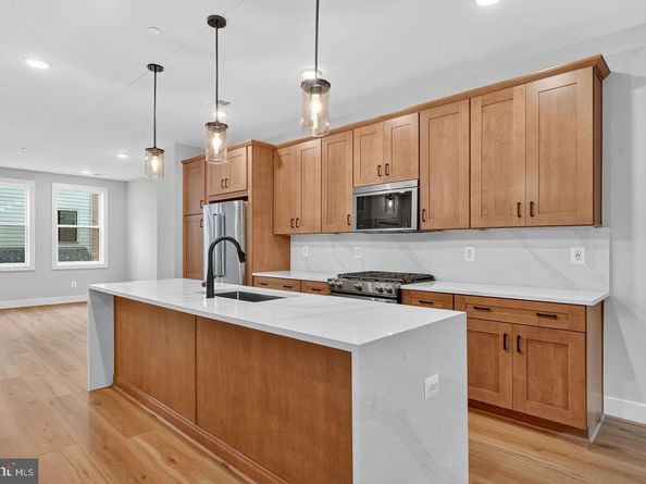140 Shannon Mews, Alexandria VA 22304