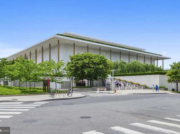 2475 Virginia Avenue NW 321, Washington DC 20037