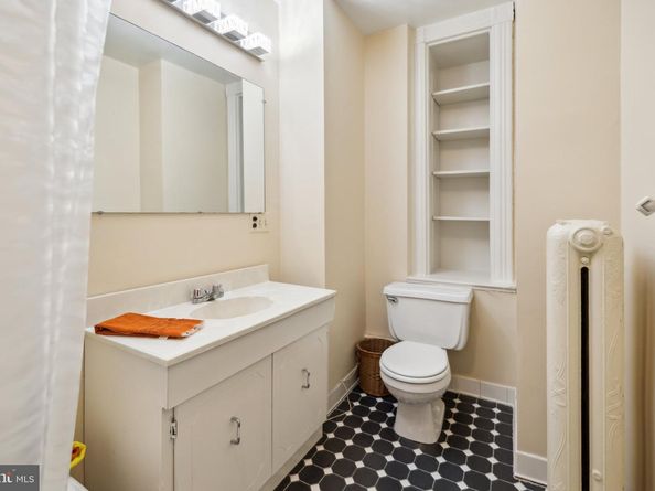 2012 R Street NW, Washington DC 20009