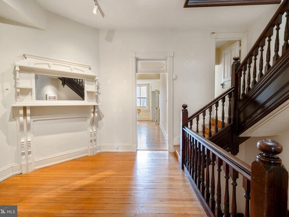 2012 R Street NW, Washington DC 20009