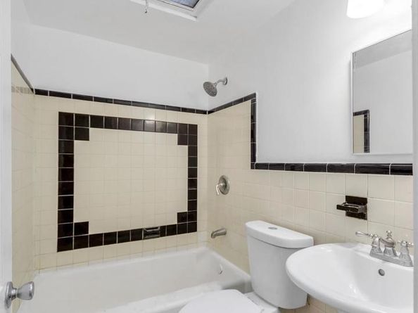 415 Arlington Avenue, Upper Darby PA 19082