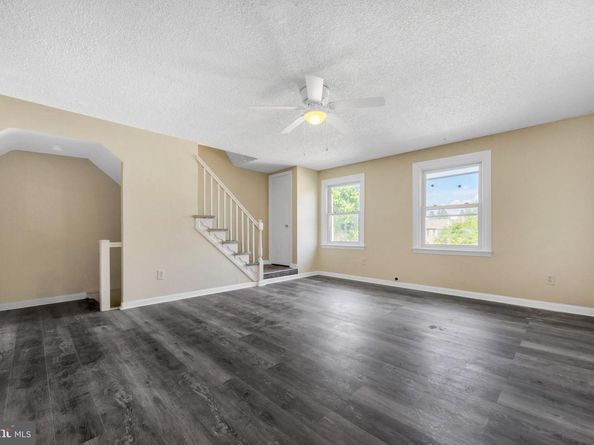415 Arlington Avenue, Upper Darby PA 19082