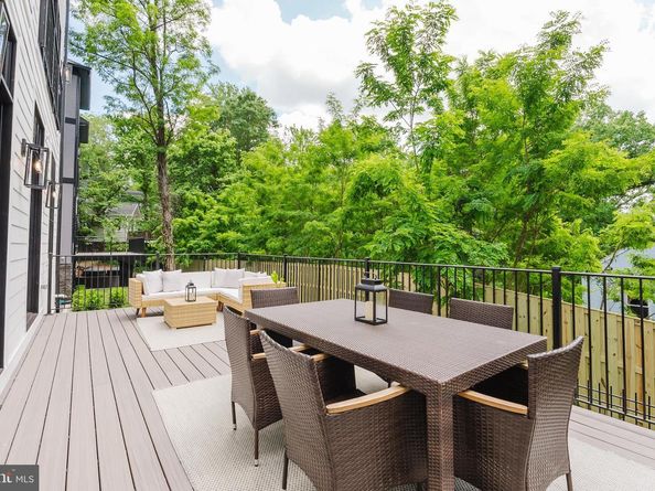 5024 Dana Place NW, Washington DC 20016