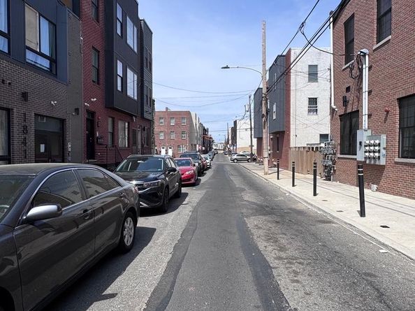 1835 N Gratz Street, Philadelphia PA 19121