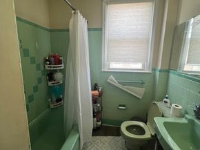8130 Farnsworth Street, Philadelphia PA 19152