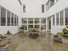 10517 Sunlit Road, Oakton VA 22124