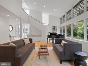 10517 Sunlit Road, Oakton VA 22124
