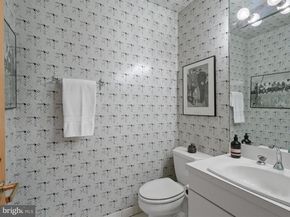 10517 Sunlit Road, Oakton VA 22124