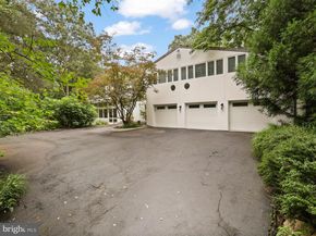 10517 Sunlit Road, Oakton VA 22124