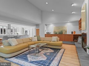 10517 Sunlit Road, Oakton VA 22124