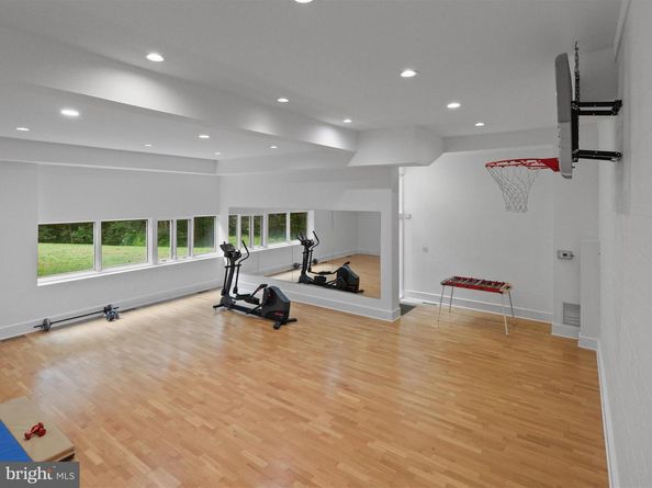 10517 Sunlit Road, Oakton VA 22124