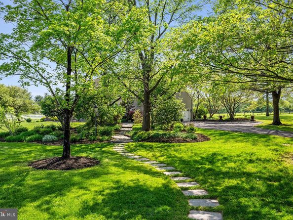 279 Folly Road, Chalfont PA 18914