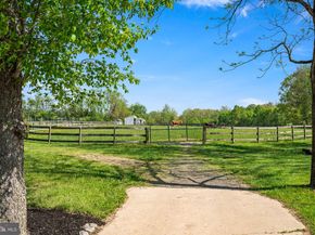 279 Folly Road, Chalfont PA 18914