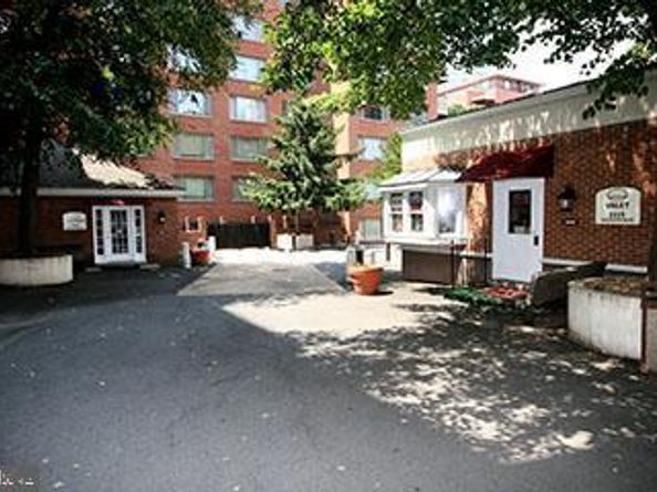1121 Arlington Boulevard 703, Arlington VA 22209