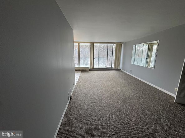 3900 Ford Road 5M, Philadelphia PA 19131