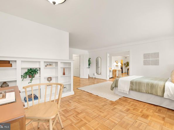 2475 Virginia Avenue NW 200/201, Washington DC 20037
