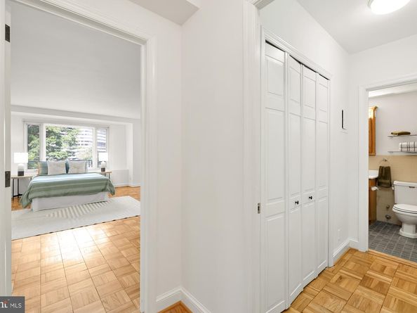 2475 Virginia Avenue NW 200/201, Washington DC 20037